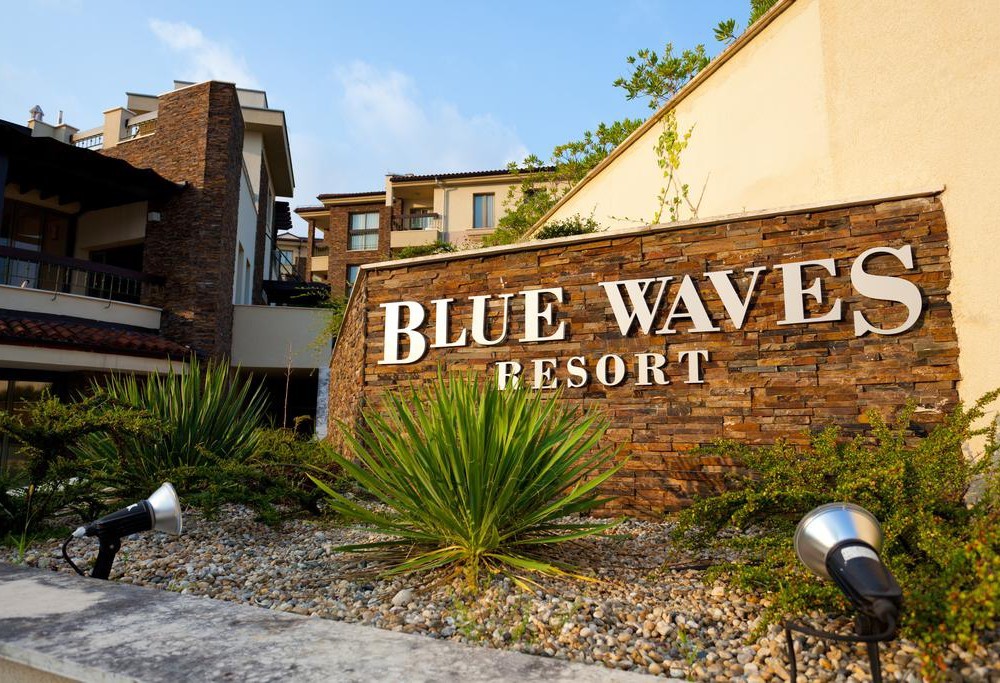 Blue Vawes Resort
